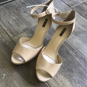NWT Alex Marie nude heels size 9